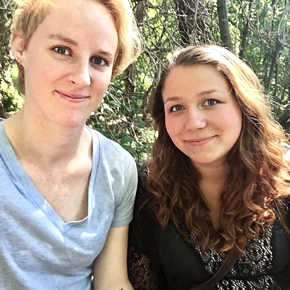 From friendship to more - Photo 3